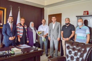 AK PARTİ'DEN ZİYARET TRAFİĞİ