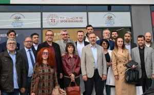 “Türkiye Yüzyılı gençlerimizin omzunda yükselecek”