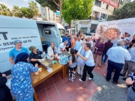 MHP’den geleneksel aşure hayrı