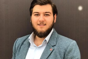 AK GENÇLERİN YENİ BAŞKANI MERTKAN ÖZKURT