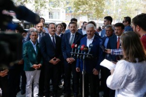 TBMM BAŞKANI BİNALİ YILDIRIM: "BİZE TEHDİT SÖKMEZ"