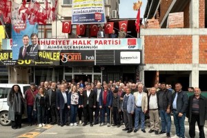 Acar’a “tek adam” benzetmesi