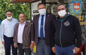 TAKSİCİ ESNAFINA MASKE DAĞITTILAR