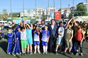 GELECEĞİN YILDIZLARI ÖDÜLLERİNE KAVUŞTU