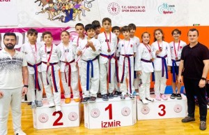 20 madalyayla döndüler