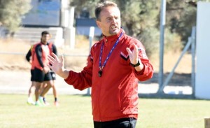 ANTRENÖR SERKAN ŞENTÜRK, TAKIMLA YOLLARINI AYIRDI