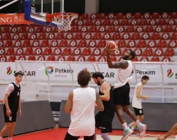 PETKİMSPOR, KÖTÜ GİDİŞİ DURDURMAK İSTİYOR