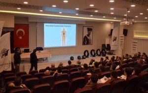 MOTOSİKLET SÜRÜCÜLERİNE EĞİTİM VERİLDİ