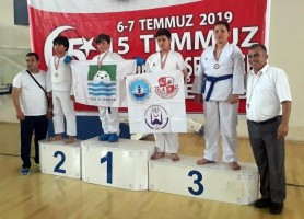 KAAN YÜKSEL’DEN ÇİFTE ALTIN MADALYA