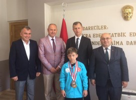 ŞAMPİYONUMUZUN FOÇA ZİYARETLERİ