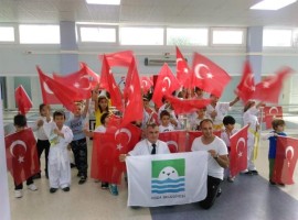 FOÇALI SPORCULARIN TERFİ SEVİNCİ