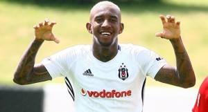 “Talisca Yetenekli Futbolcu ama Aklı Türkiye’de Değil”