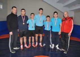 MİNDER MADALYALARLA DOLU