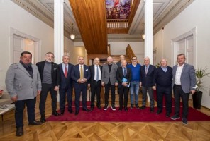 İZMİR KULÜPLERİNE 30 MİLYON LİRALIK DESTEK DAHA