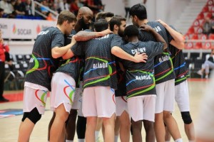 Petkimspor galibiyet peşinde