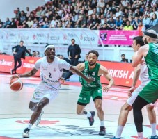 Petkimspor sezonu kapattı