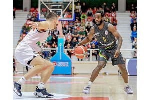 Petkimspor 3 maç sonra kazandı