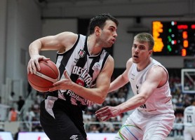 Petkimspor Beşiktaş’a kaybetti