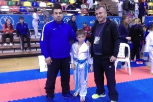 MİNİK KARATECİ BULGARİSTAN YOLCUSU