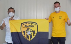 ALİAĞASPOR FK BİR OYUNCUYLA DAHA ANLAŞTI