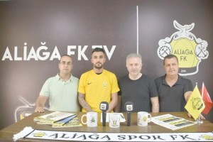ALİAĞA FK BURAK TOKER İLE ANLAŞTI