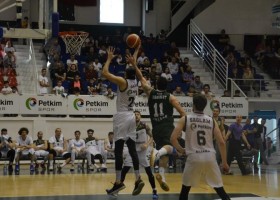 PETKİM SPOR 12. MAĞLUBİYETİNİ ALDI