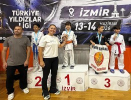 Karateciler 12 madalya ile döndü