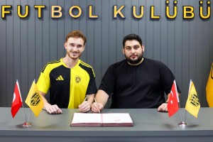 Aliağaspor FK kaleyi sağlama aldı