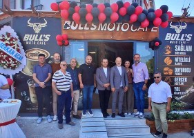 Bull’s Moto Cafe hizmete açıldı