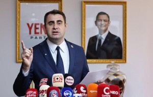 30 ilçe başkanı YENİ Parti’ye geçiyor
