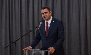 Güç: “Yakında Gümrükçü’yü görevden alırlar” 