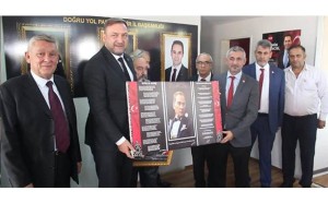 Gümrükçü: “Siyasi ahlak yasası ertelenemez”