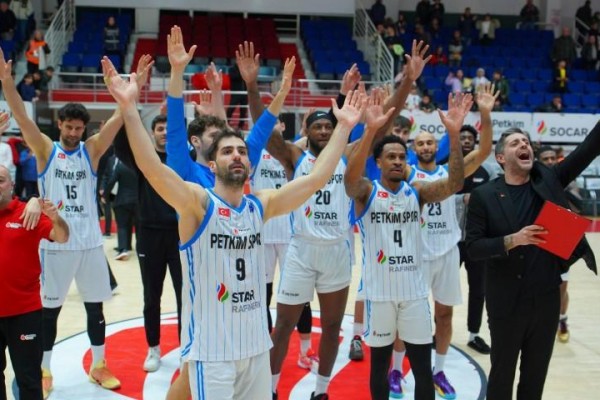 Liderlik koltuğuna oturdu