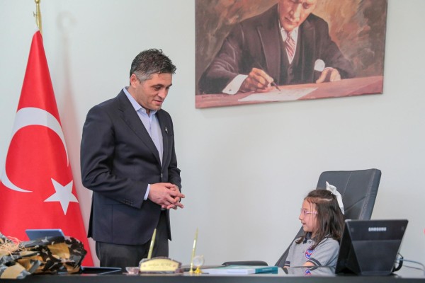 Minik başkan park istedi