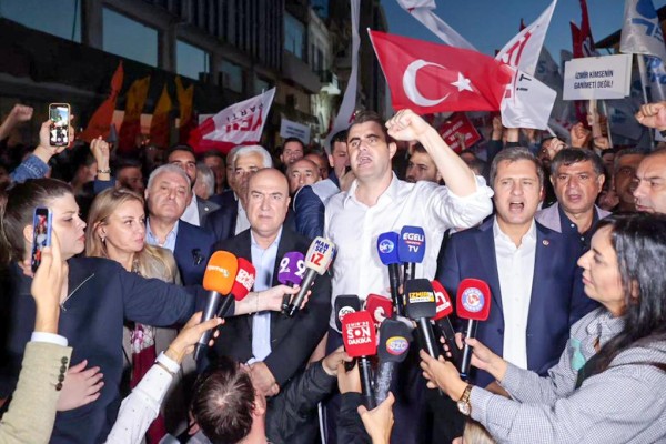 Tugay’a istifa çağrısı 