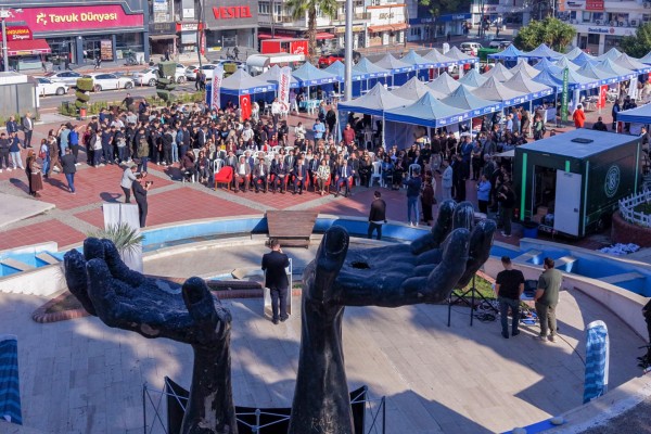 Kariyer ve İş Fuarına yoğun ilgi