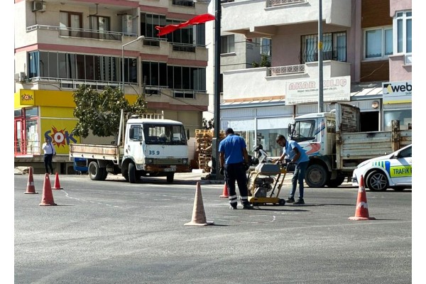 Güvenli ulaşım için kavşaklar düzenleniyor