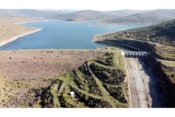 Güzelhisar, 11 ilçenin su ihtiyacını karşılıyor
