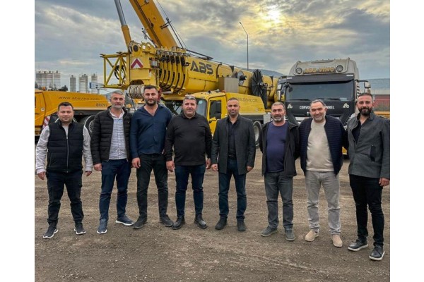 Şoförlerin sorunlarını dinliyor