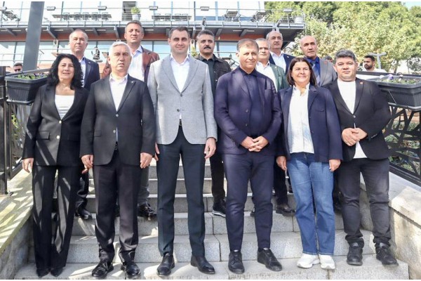 Bakırçay’daki başkanlarla buluştu