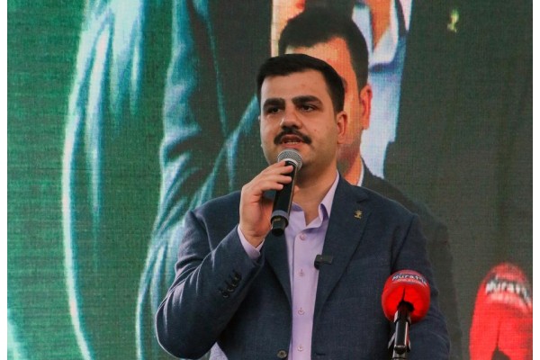 CHP’ye “hizmet” ve “hırsız” tepkisi