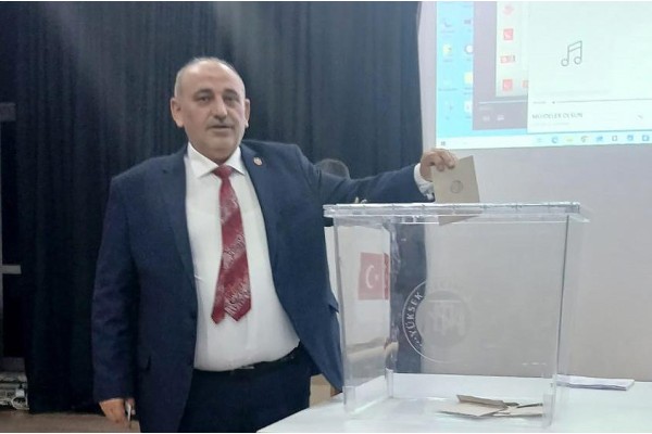 Mahmut Koç yeniden başkan