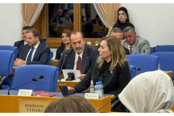 Aliağa için spor yatırımı ve yurt talep etti