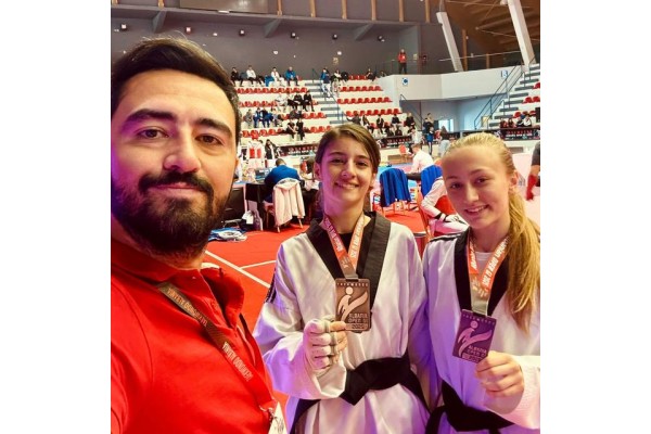 Taekwondocular 3 madalya ile döndü