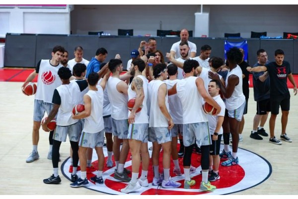 Petkimspor sıkı çalışıyor