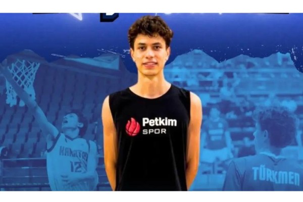 Petkimspor’a genç yetenek