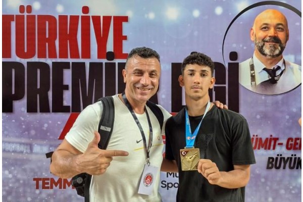 Demhat Göktaş’tan altın madalya