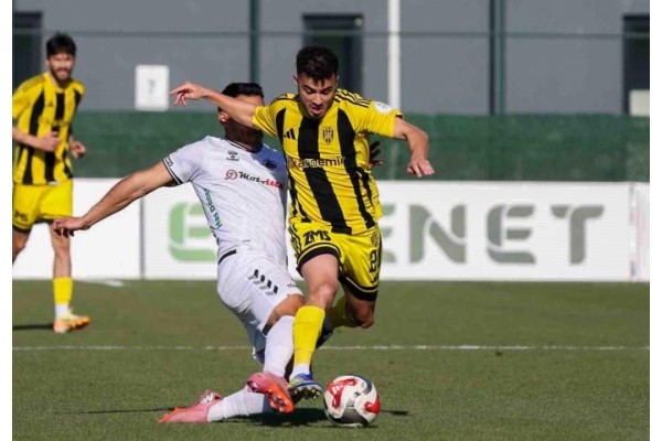 Zirve yolunda darbe aldı