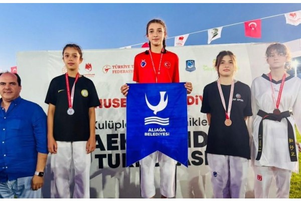 Manisa’dan üçüncülük kupasıyla döndüler