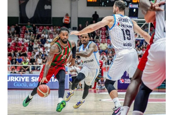 Petkimspor galibiyetle başladı